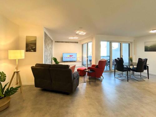 apartment-2-wohnbereich-mit-balkon