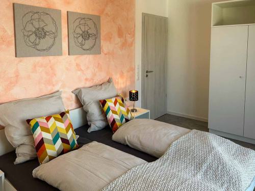 apartment-p10-schlafzimer-doppelbett